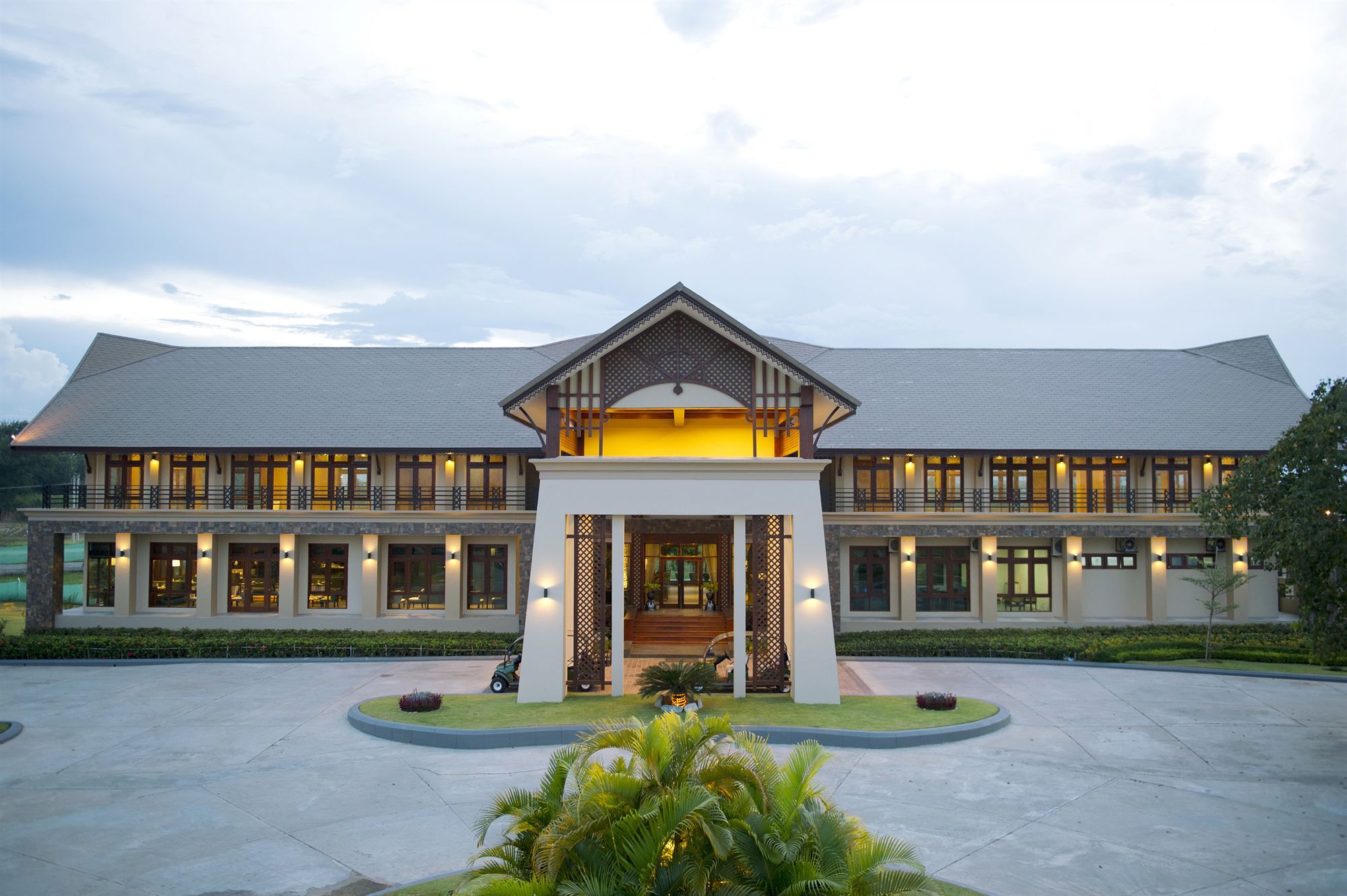 Emerald Palace Hotel Naypyidaw Exteriér fotografie